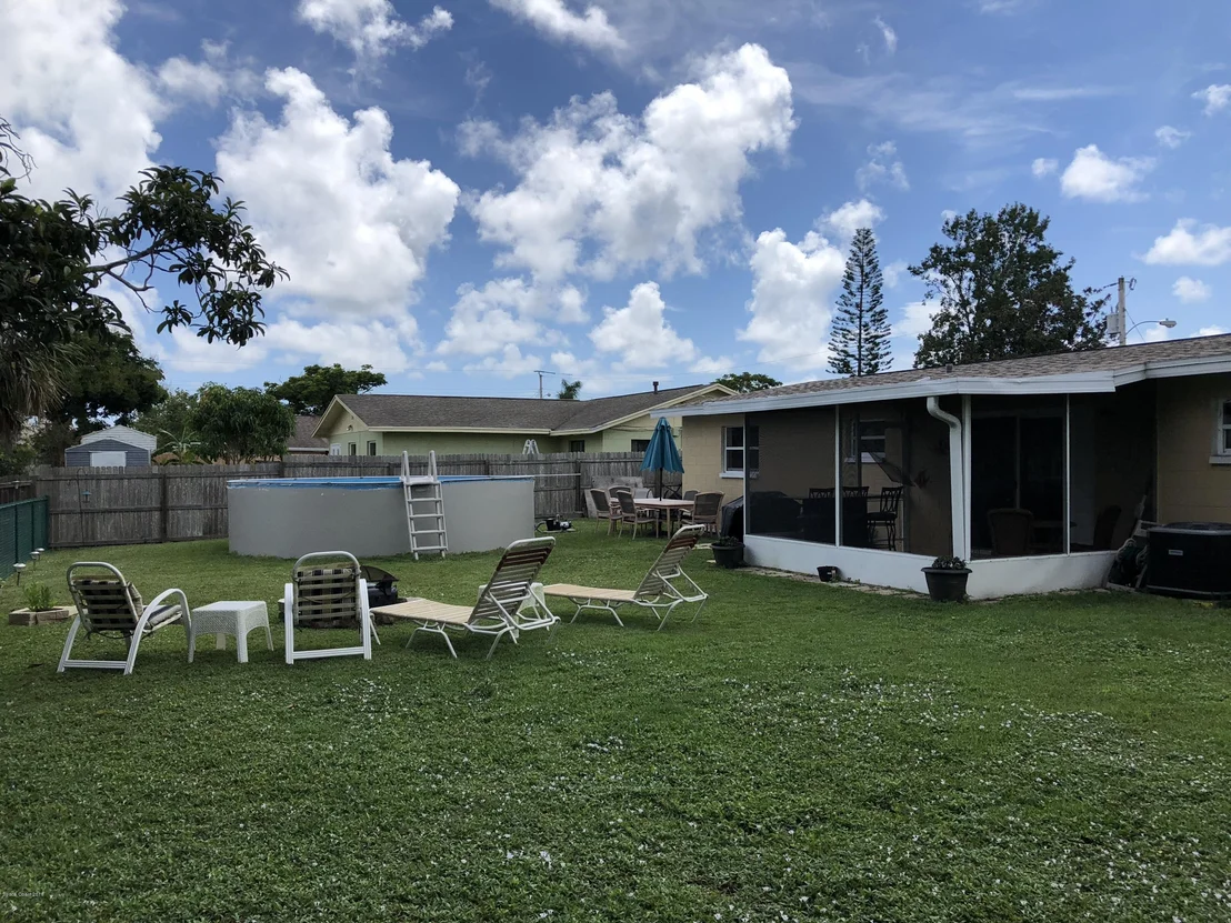 Photo of 976 Cardon Drive