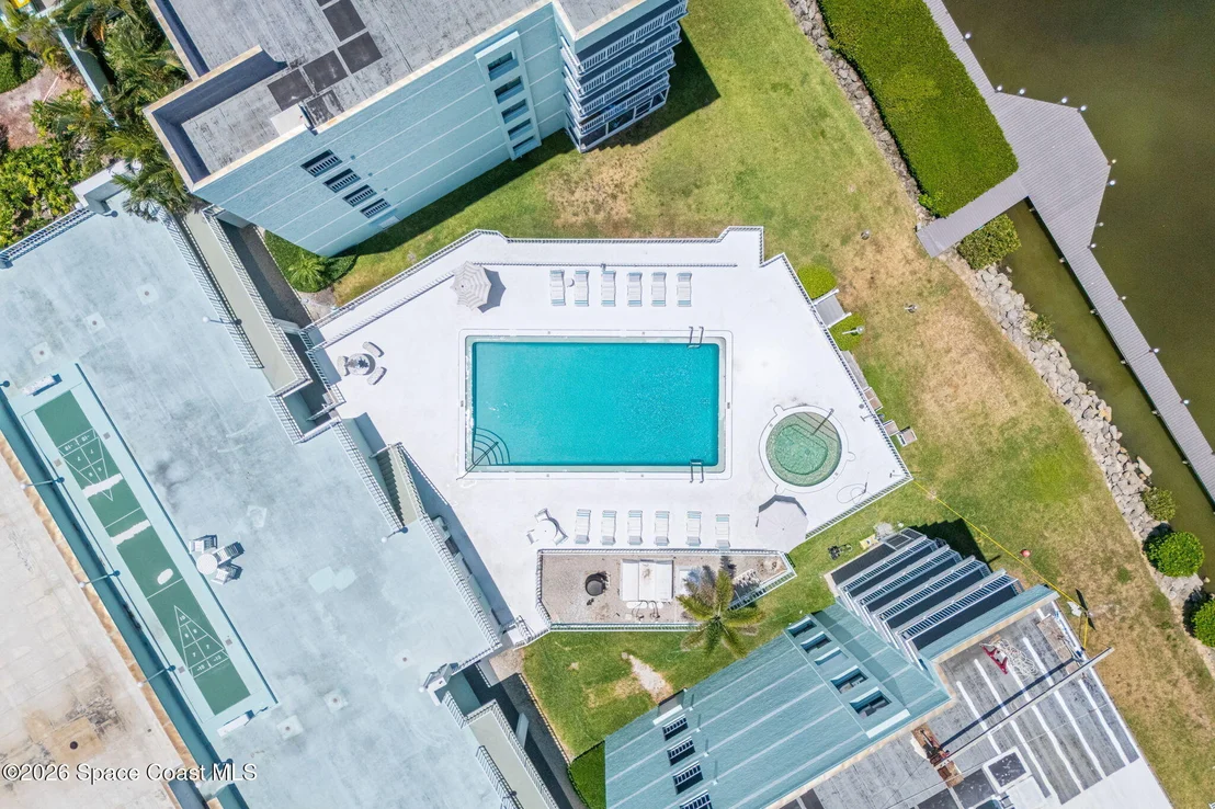 Photo of Unit 1103 at 1700 Commodore Boulevard