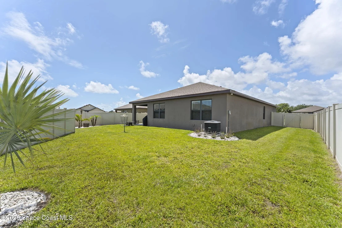 Photo of 7284 Topaz Drive