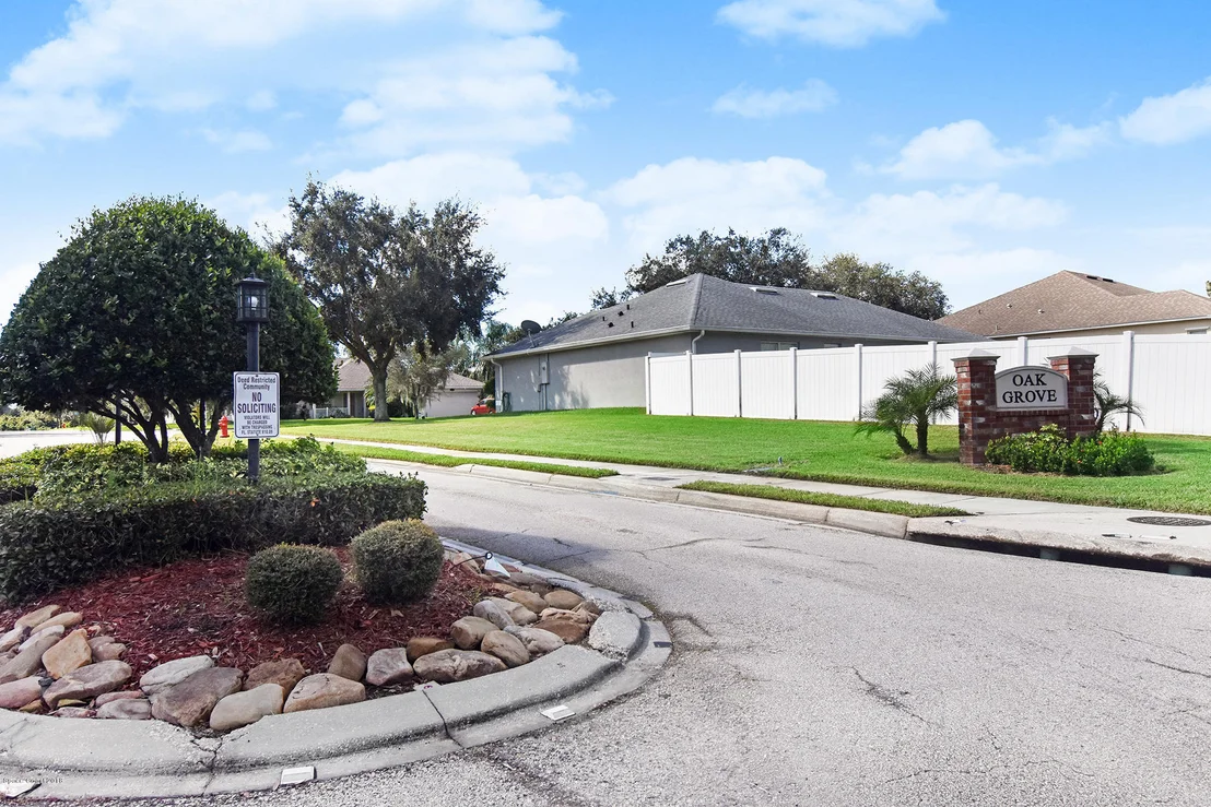 Photo of 1410 Whitman Drive