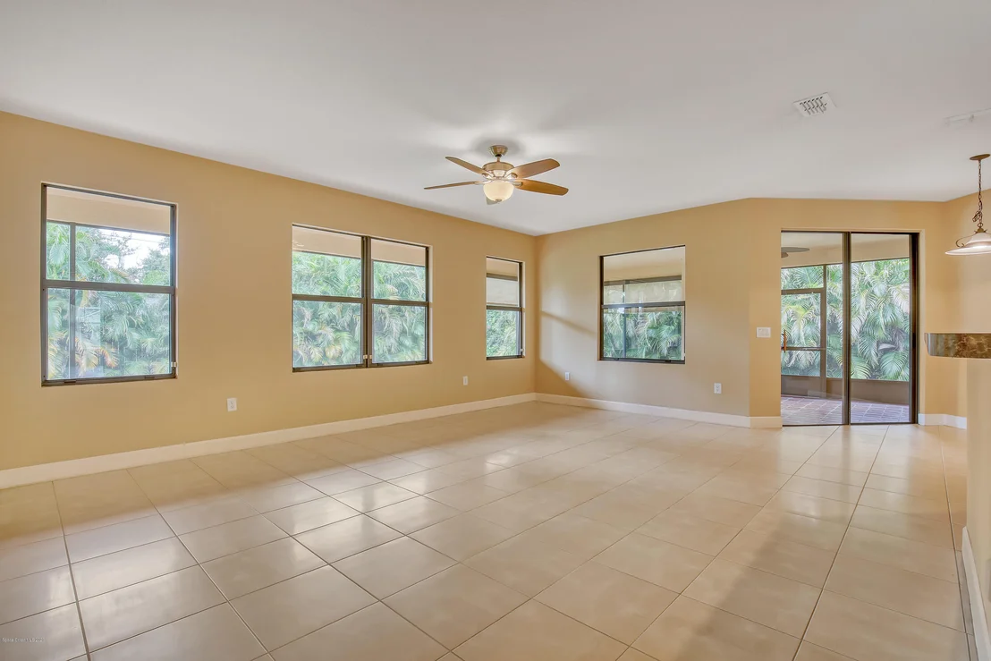 Photo of 1466 Van Eck Road NE