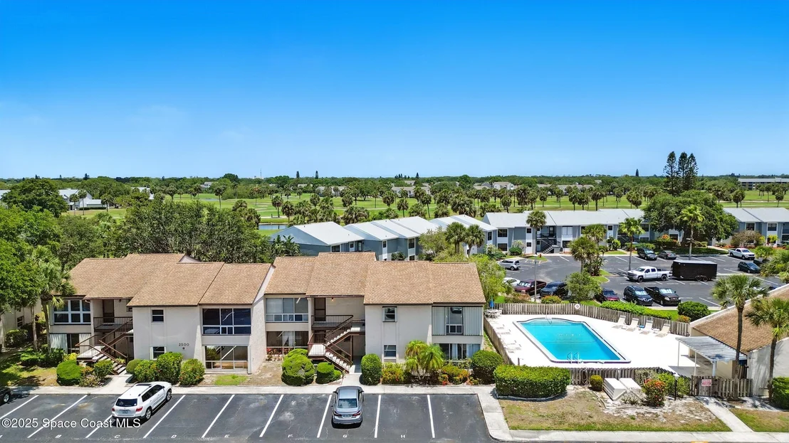 Photo of Unit 4H at 2500 Eagle Drive