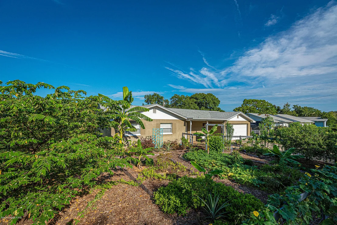 Photo of 2622 Diplomat Drive