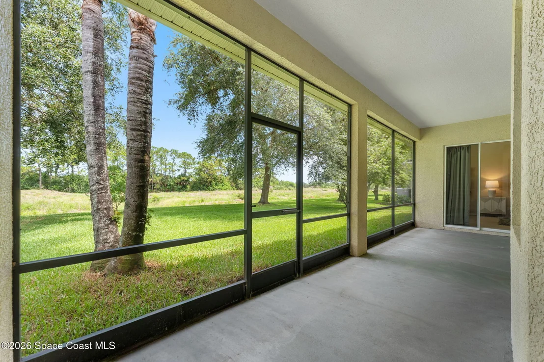 Photo of 1860 Windbrook Drive SE