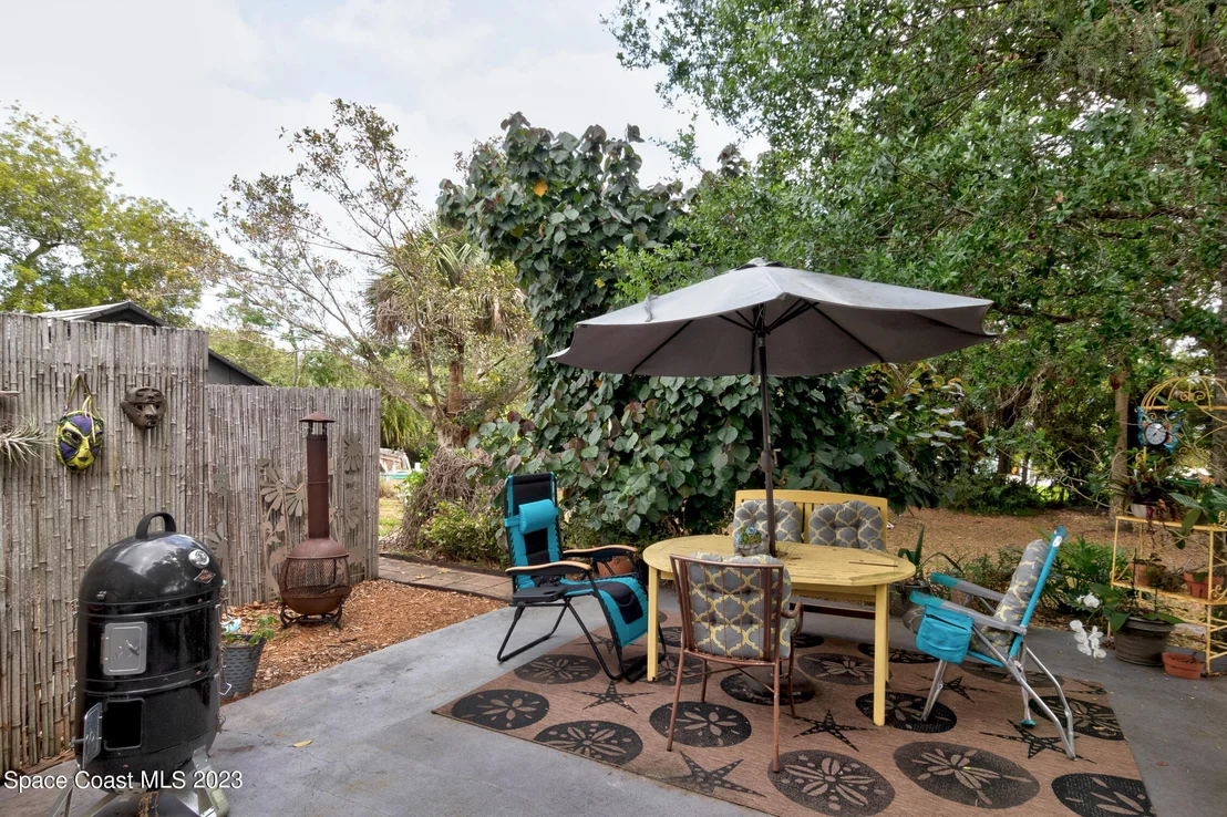 Photo of 9530 Riverview Drive