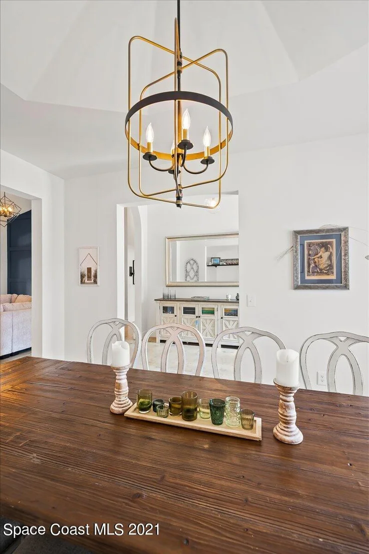 Photo of 629 Hummingbird Drive