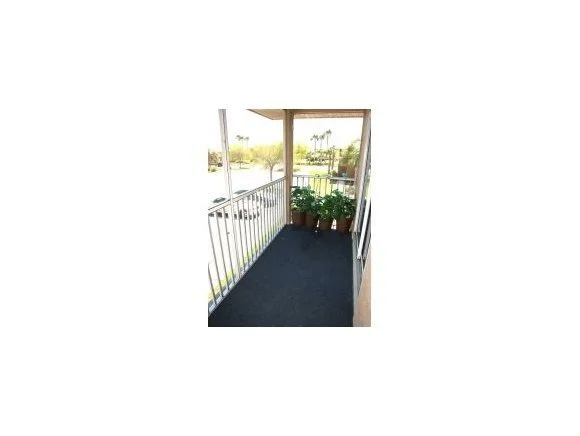 Photo of Unit 327 at 1810 Long Iron