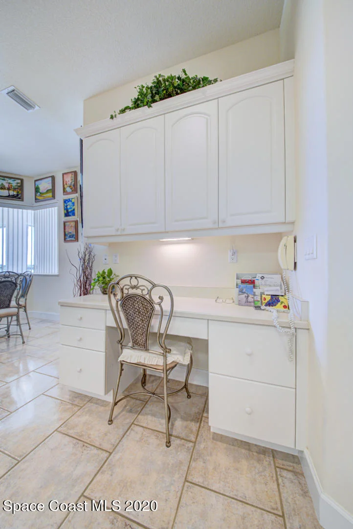 Photo of 1155 Tuckaway Drive
