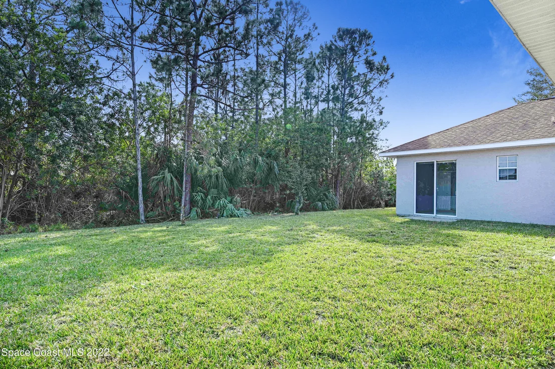 Photo of 2185 SE Windbrook Drive SE