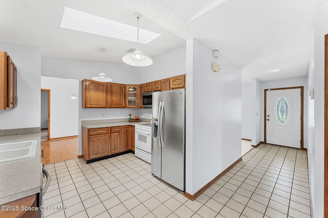 Photo of 396 Dolphin Street