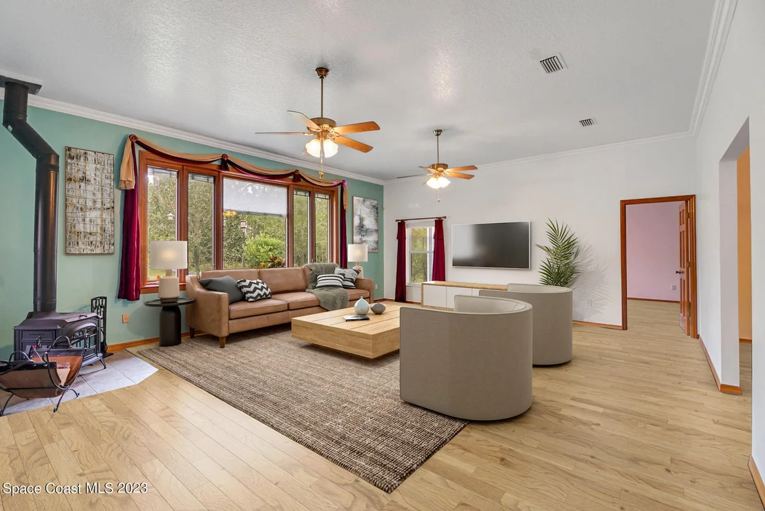 Photo of 1001 Shellcracker Road
