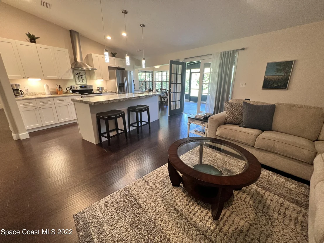 Photo of 2280 Hamlet Drive