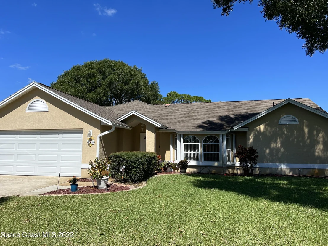 Photo of 5280 Devon Street