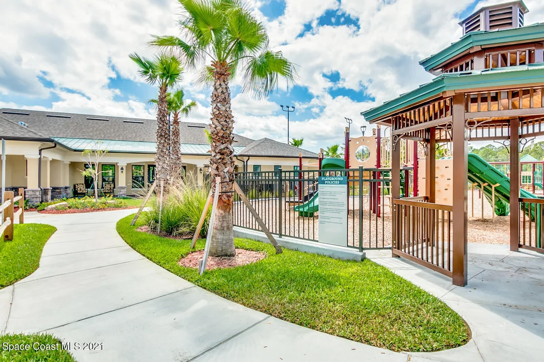 Photo of 739 Fiddleleaf Circle
