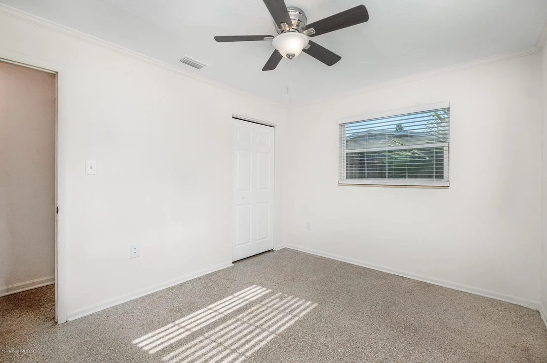 Photo of 1605 Breeze Lane
