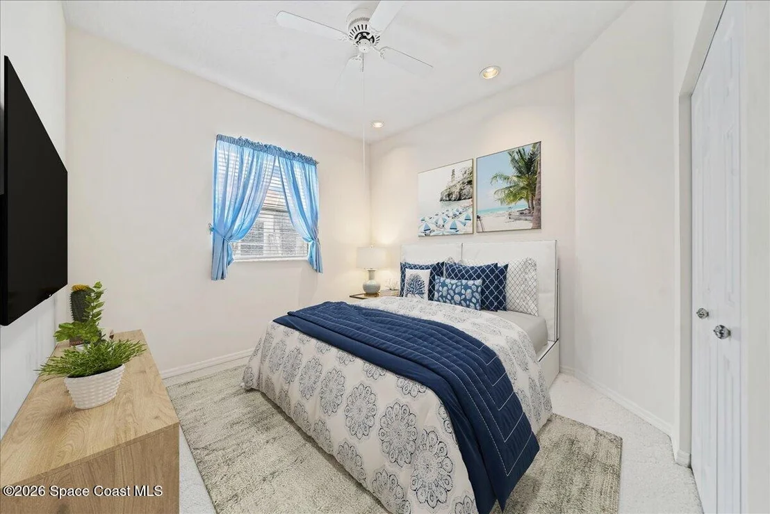 Photo of 493 Kimberly Drive