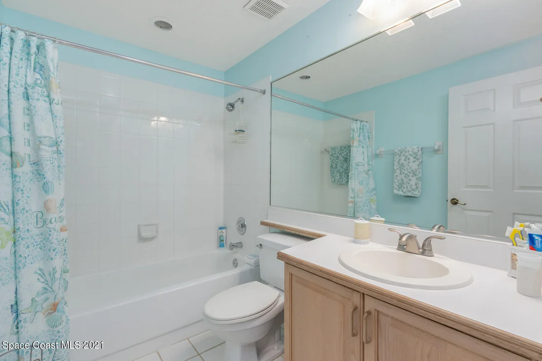 Photo of 952 Somerset Lane