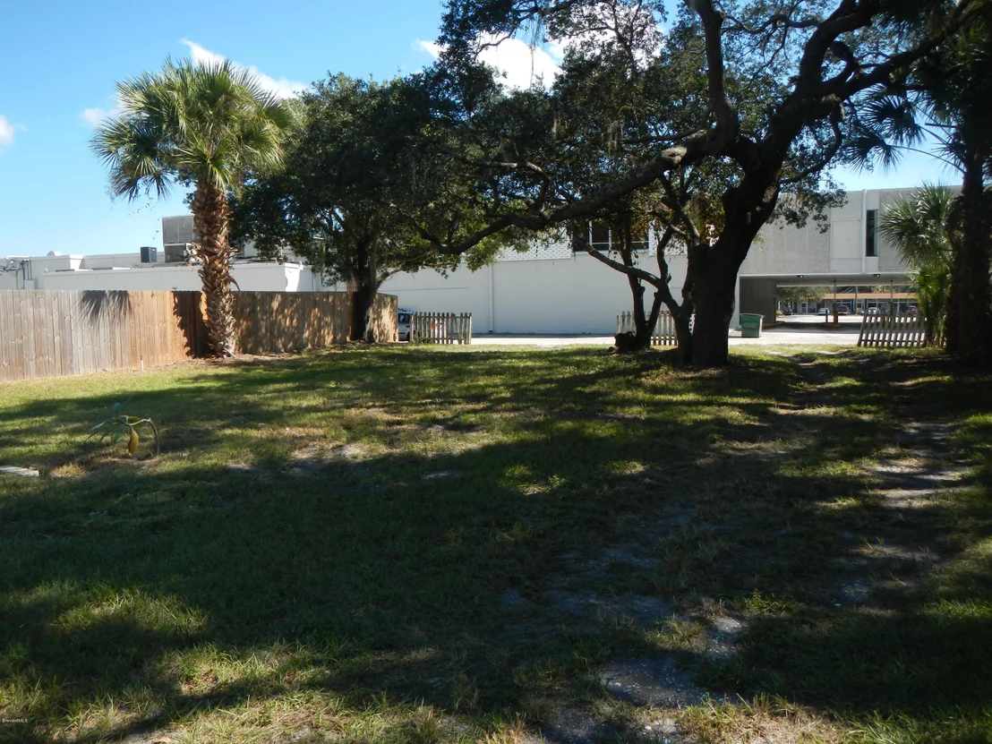 Photo of 1303 Jasmine Street