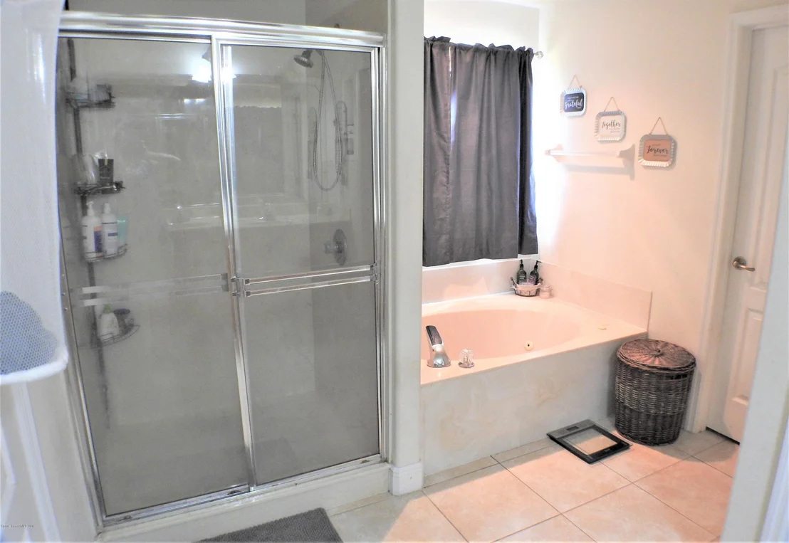 Photo of 3979 Rolling Hill Drive