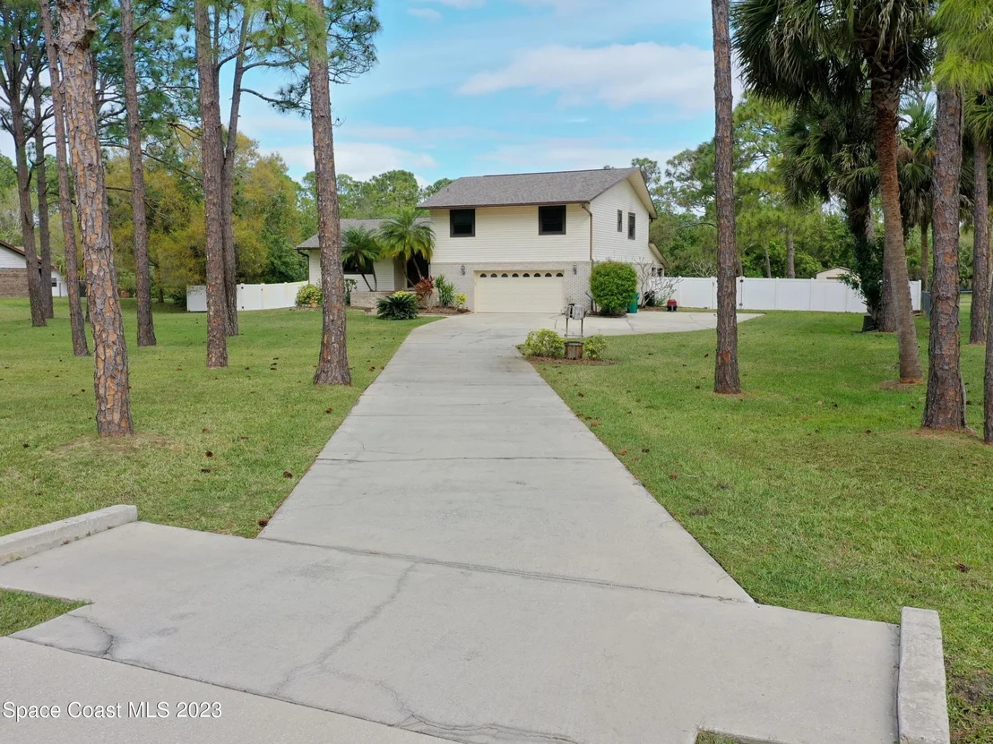 Photo of 4924 Fauna Drive