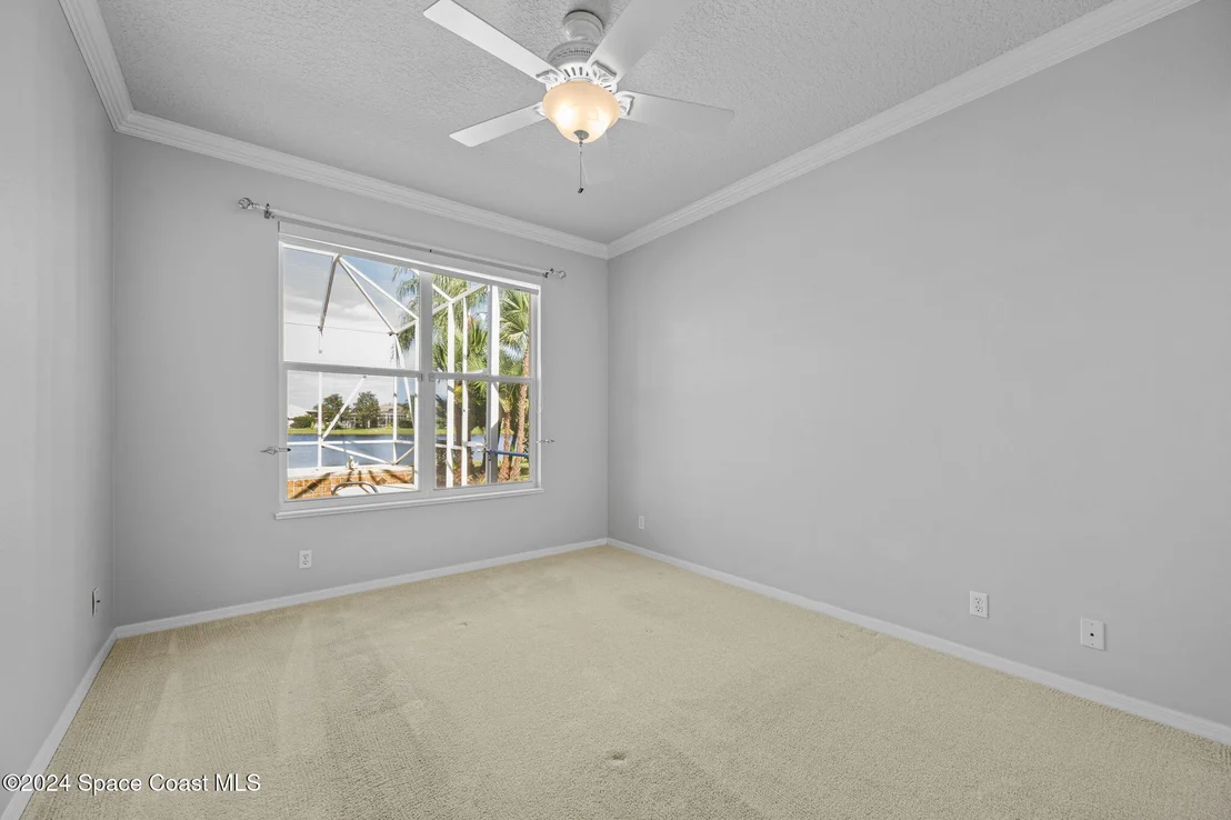 Photo of 930 Starling Way
