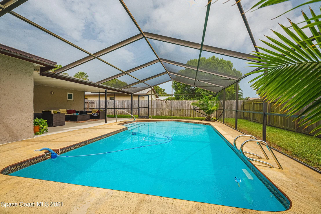 Photo of 845 Berkshire Drive