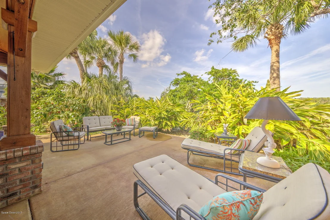 Photo of 346 Brightwaters Drive