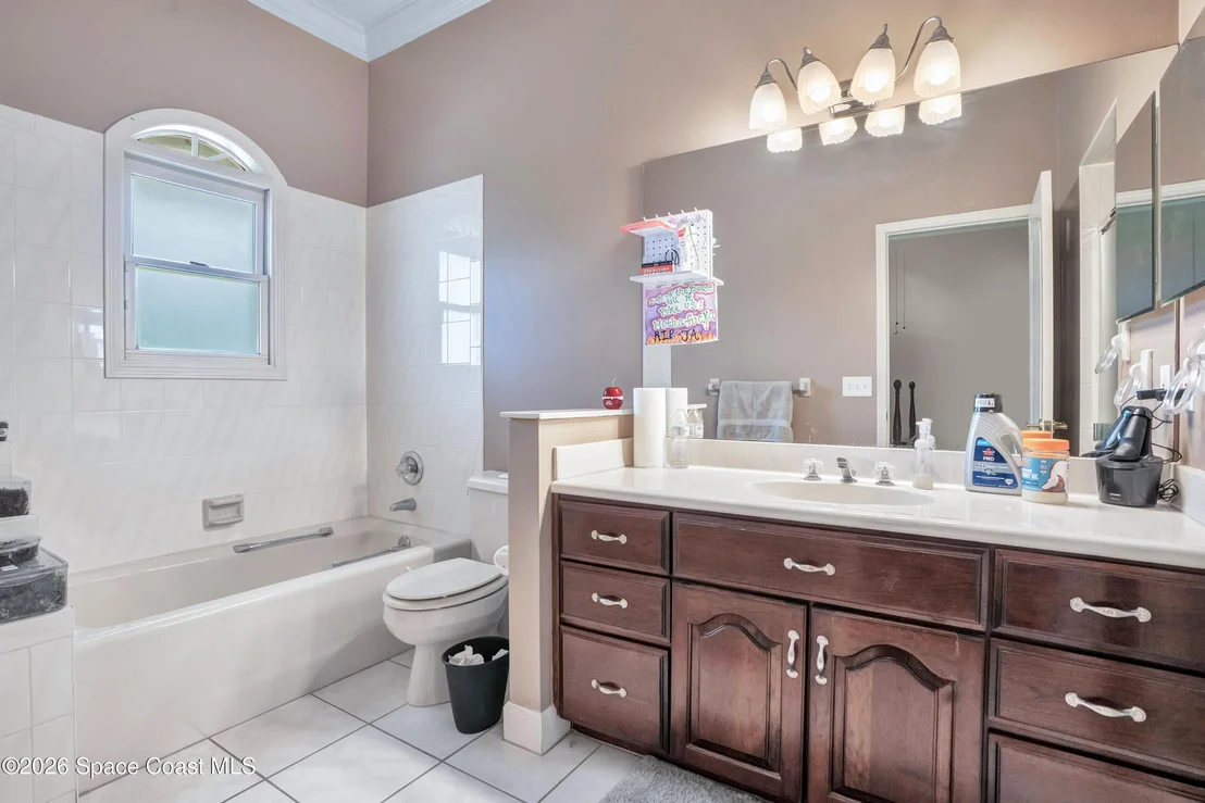 Photo of 772 Oak Park Drive