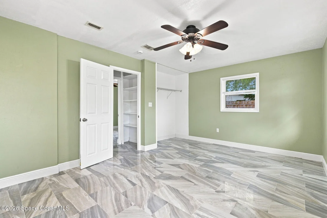 Photo of 2267 Robinhood Drive