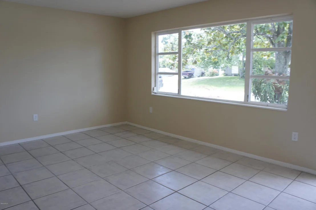 Photo of 2652 Leewood Boulevard