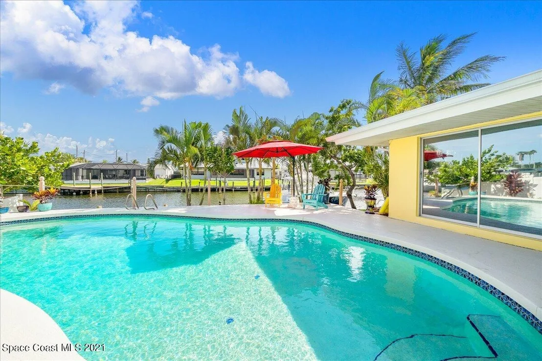 Photo of 458 Sandpiper Drive