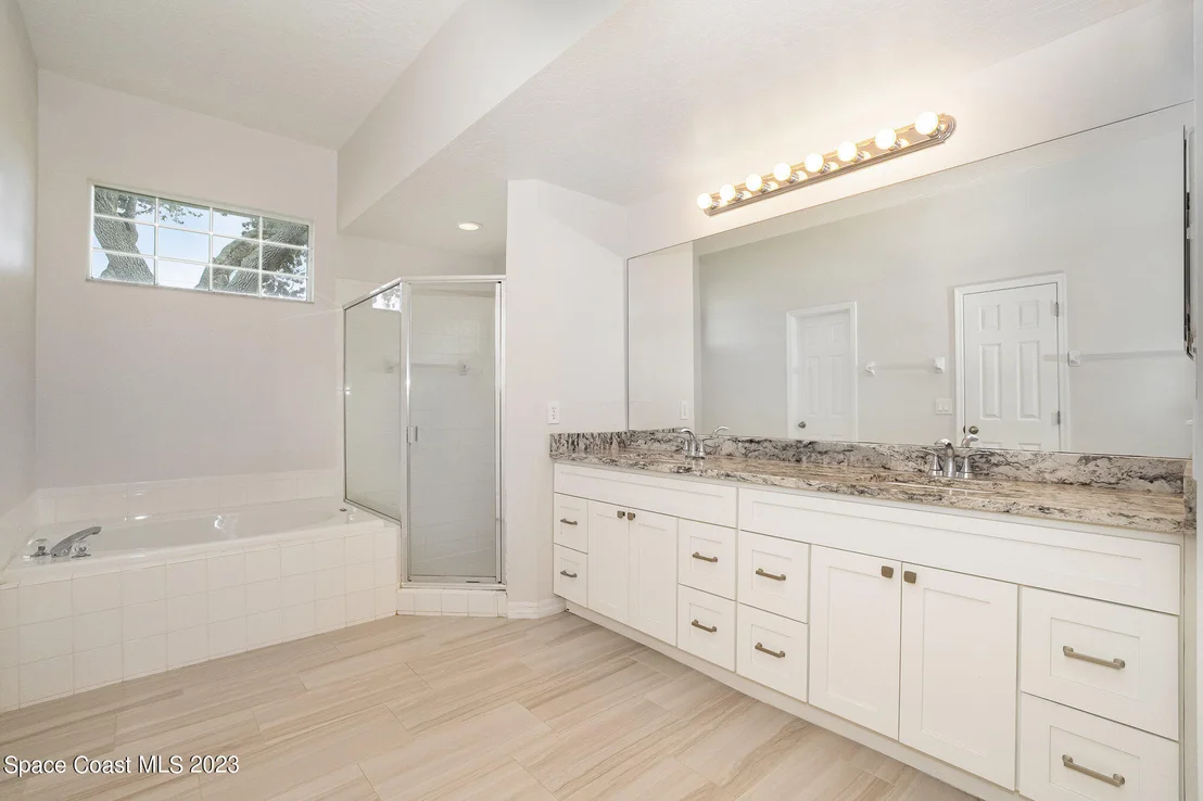 Photo of 1682 Rustic Way
