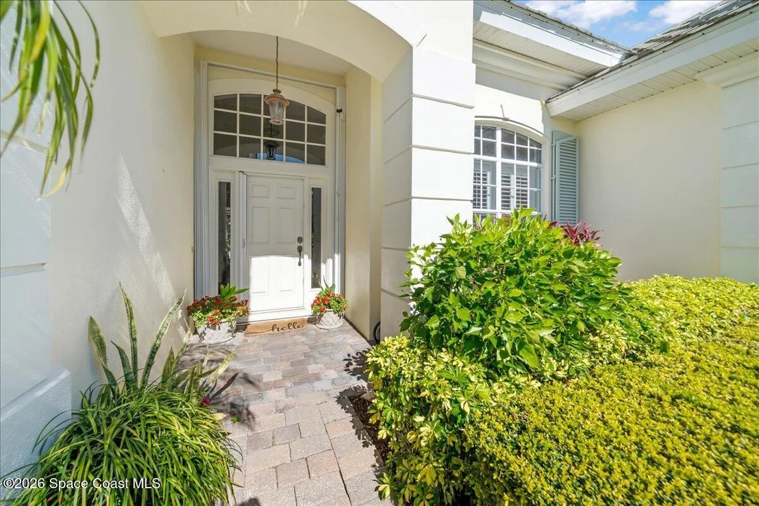 Photo of 5297 Solway Drive