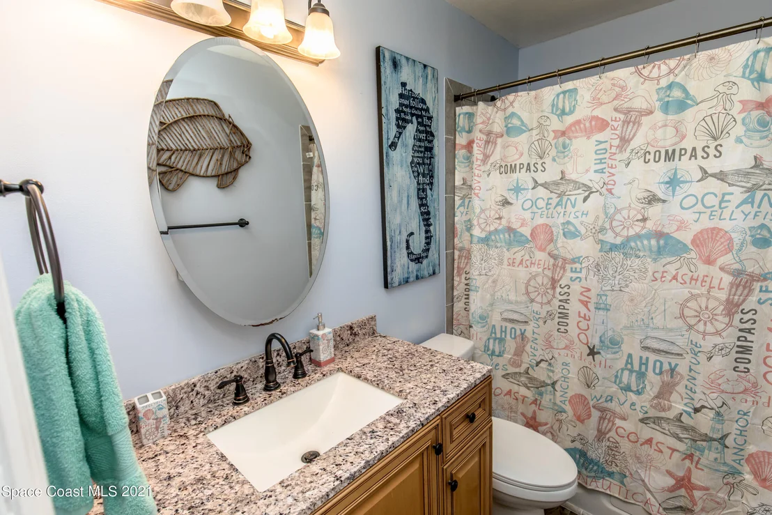 Photo of 949 Streamlet Ave Avenue