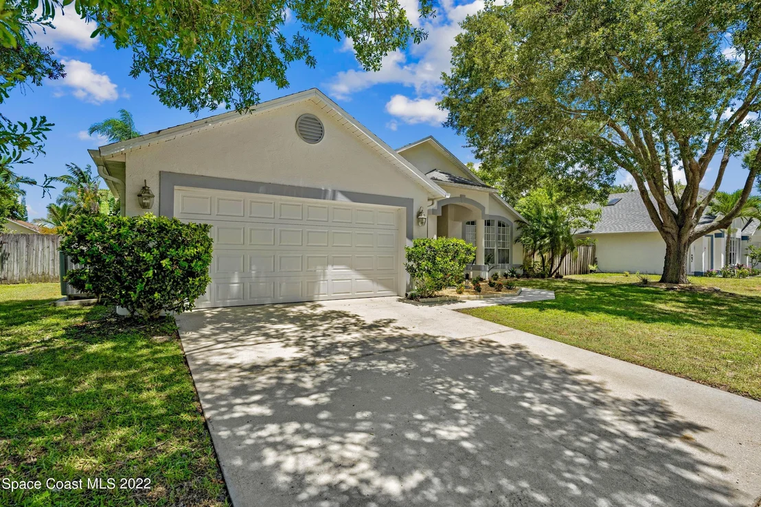 Photo of 3432 Saddle Brook Drive