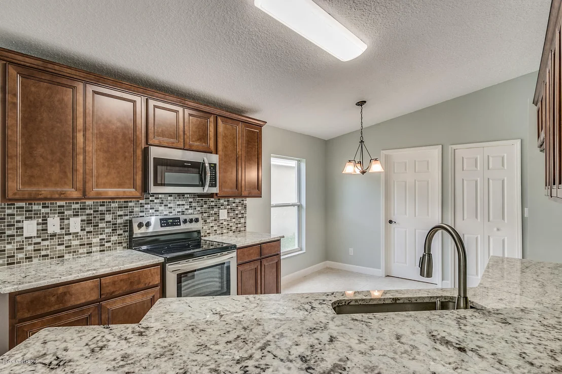 Photo of 8042 Bracken Lane