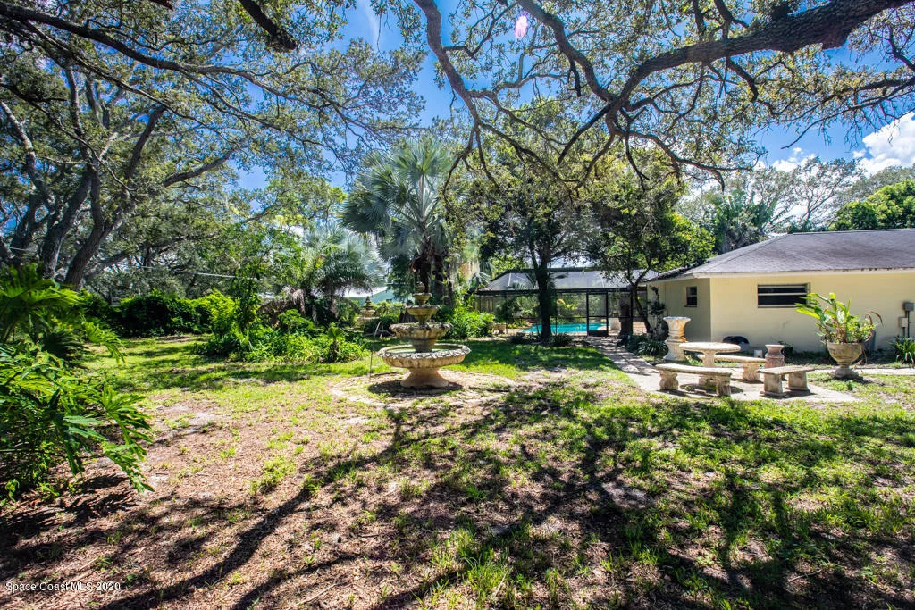 Photo of 323 Darrow Court
