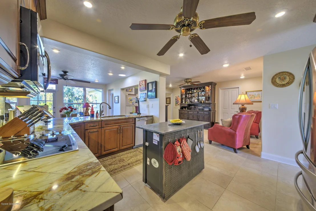 Photo of 346 Brightwaters Drive