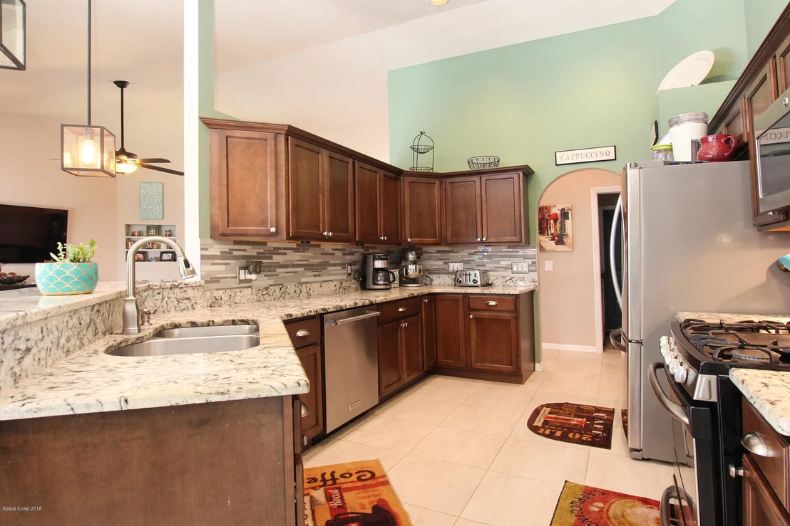 Photo of 971 Somerset Lane