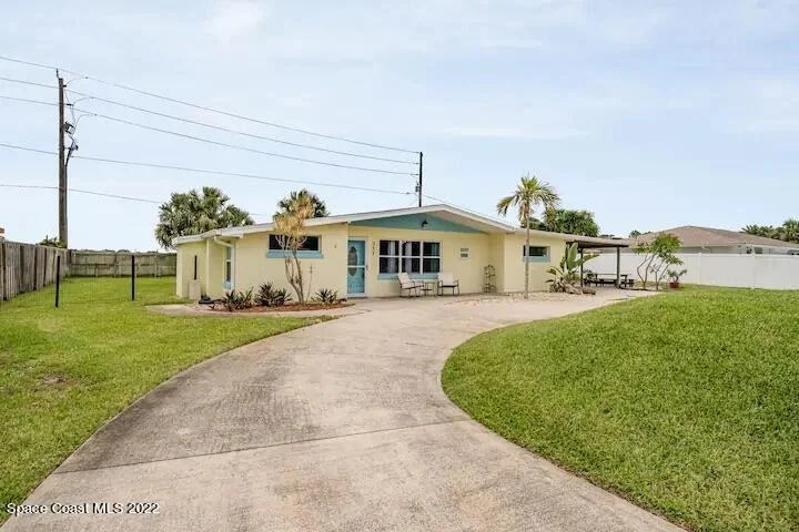 Photo of 351 Avenida Central