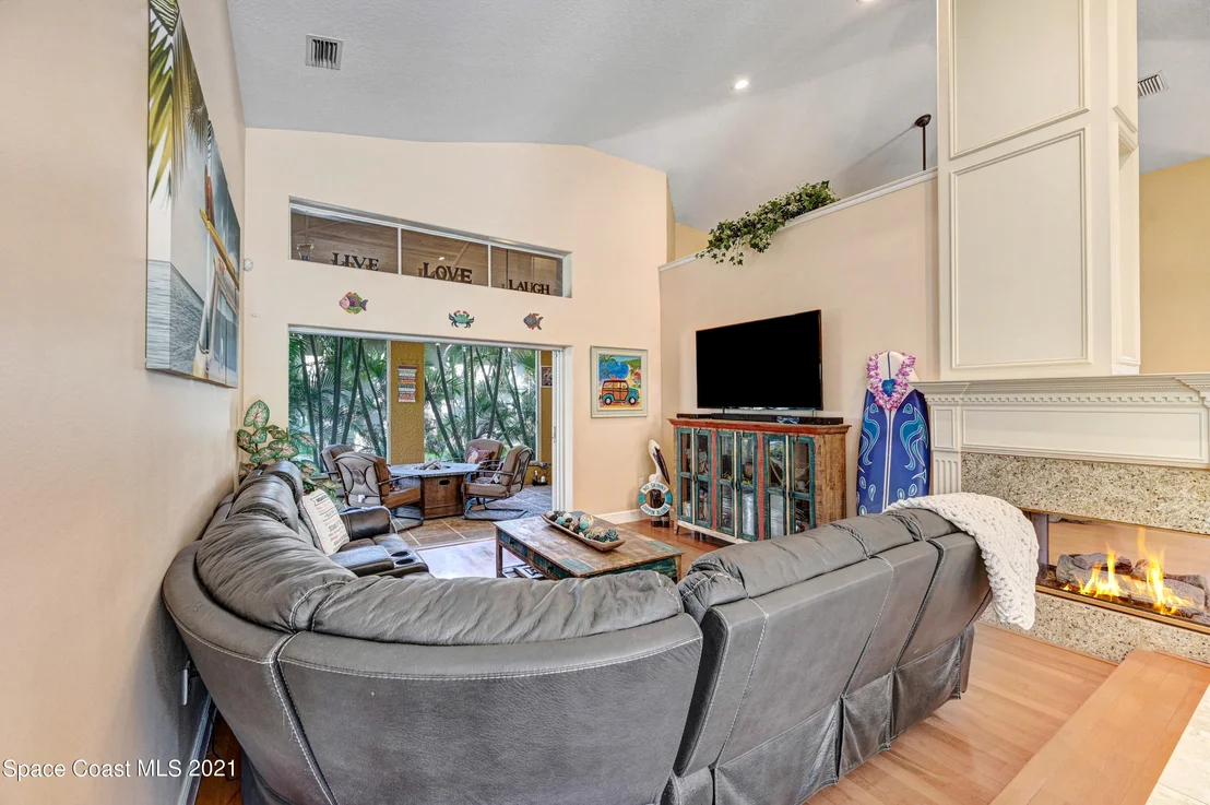 Photo of 346 Carmel Drive