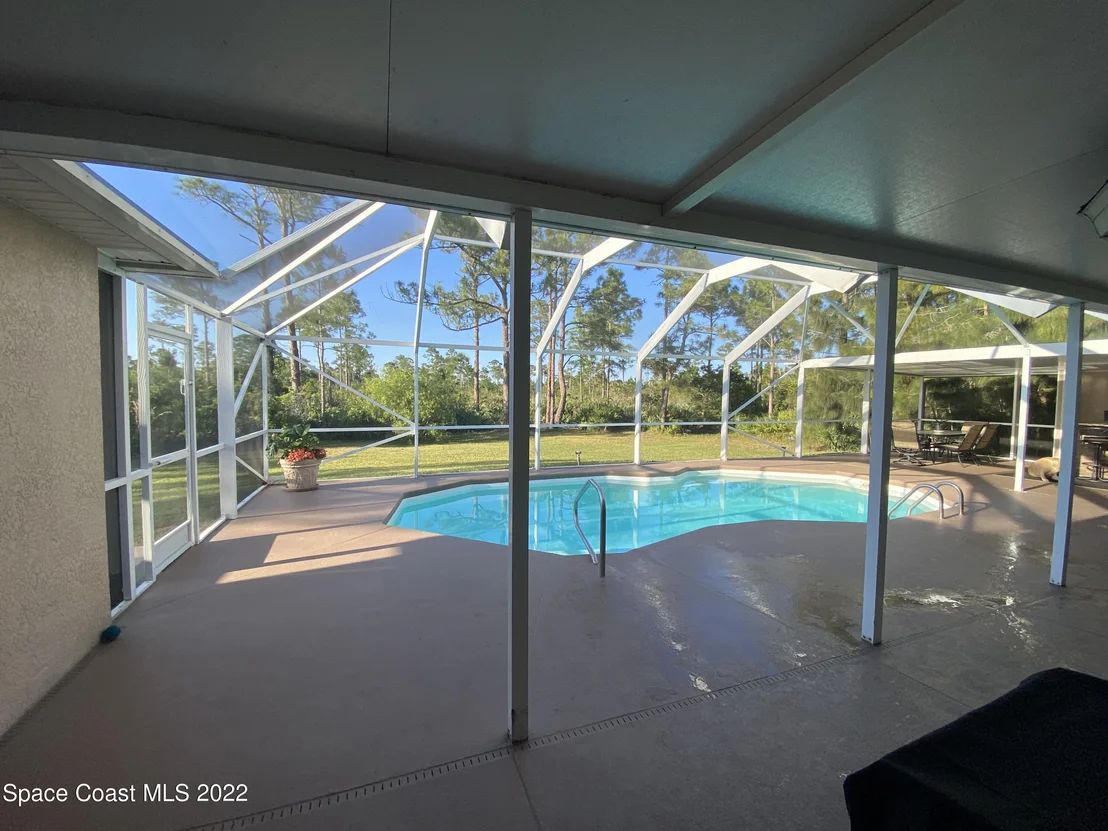 Photo of 1050 Parsley Avenue