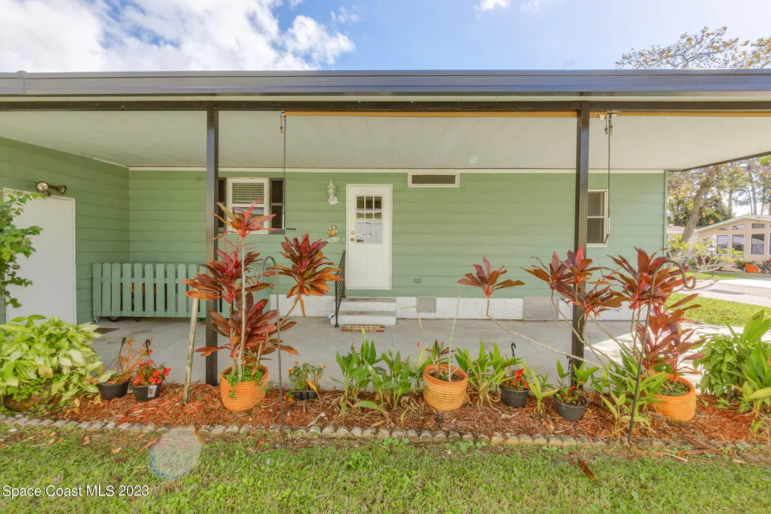 Photo of 4423 Twin Lakes Drive
