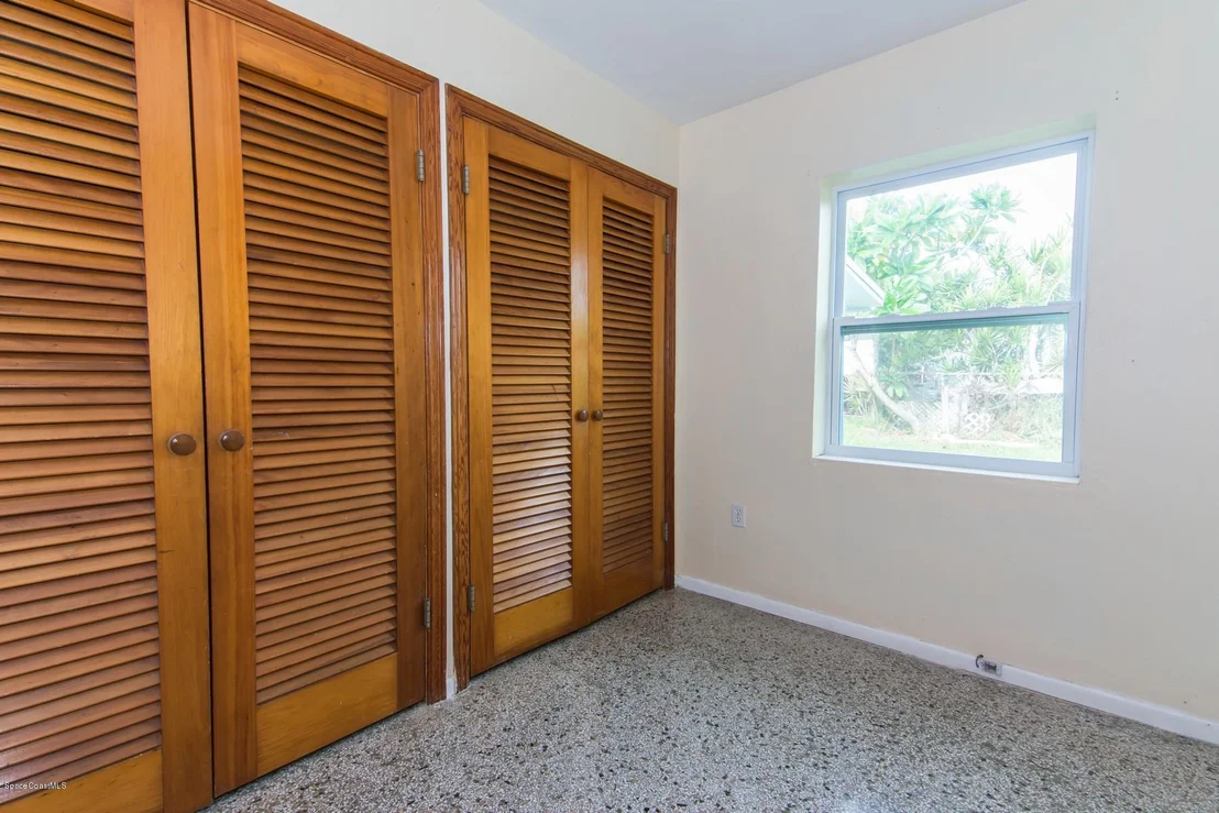 Photo of 251 Avenida Central