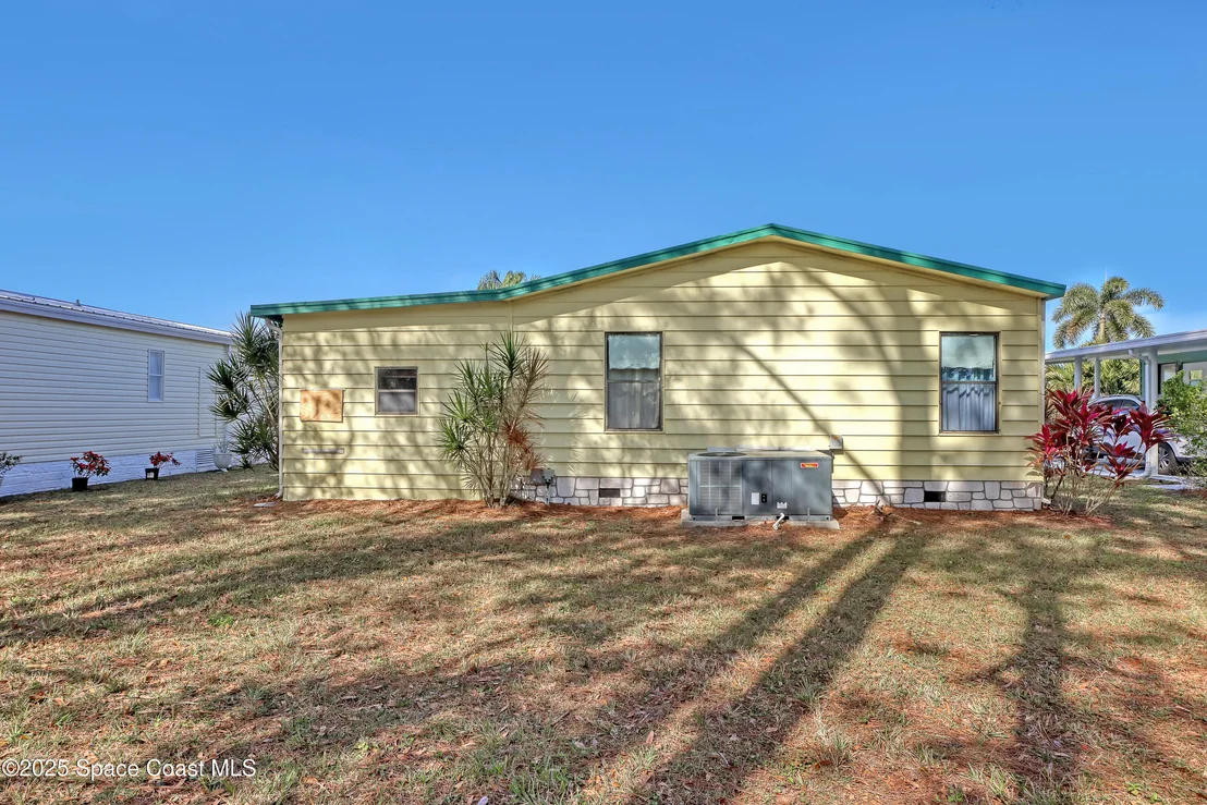 Photo of 4438 Twin Lakes Drive