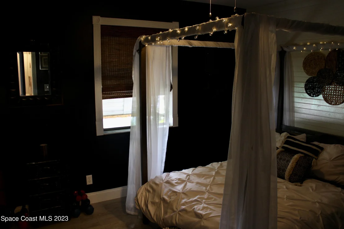 Photo of 17416 Thrush Drive