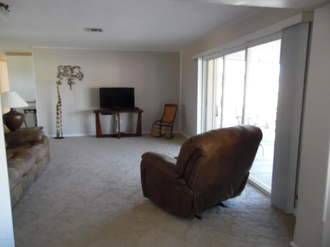 Photo of 818 Mallard Road