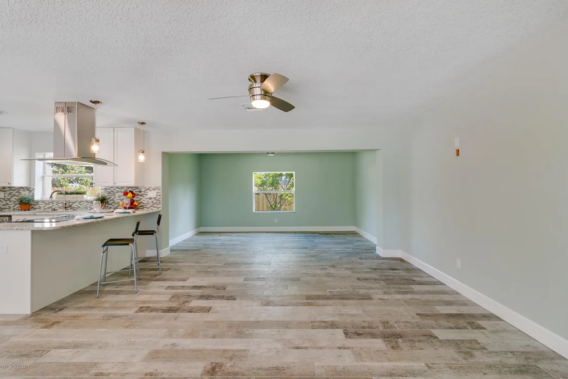 Photo of 100 Pelican Drive