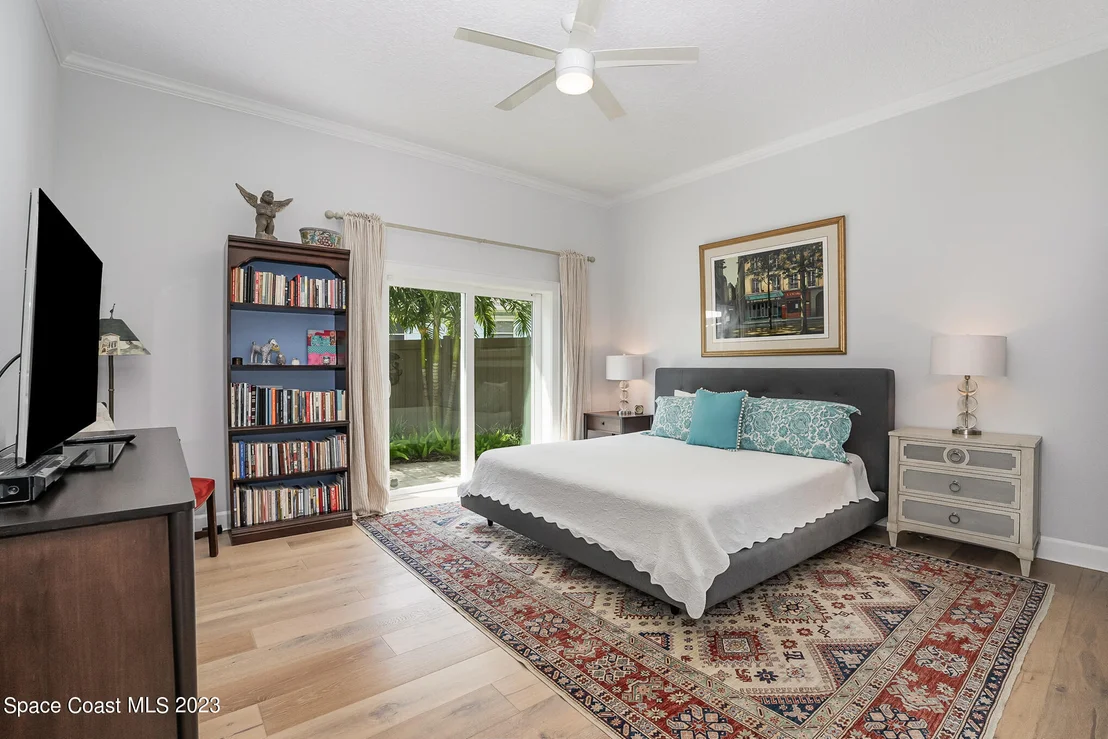 Photo of 413 N Indian River Drive