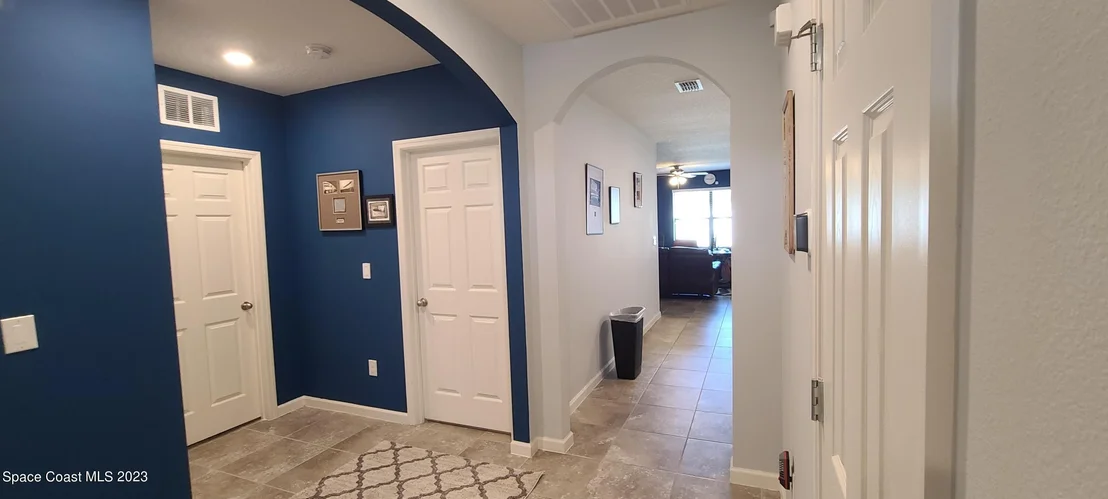 Photo of 548 Coyote Drive